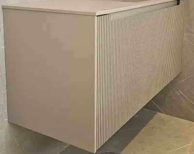 Móvel de WC Suspenso com Ripado Minimalista miniatura 2