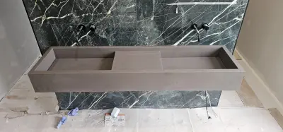 Lavatório Duplo Suspenso em Tom Taupe miniatura 3